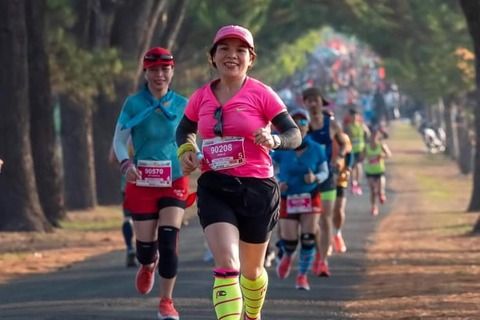 Hồ Lan Anh - Yêu thương trên từng bước chân!