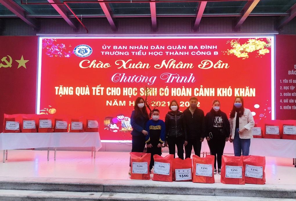 Món quà mang tên “Tết ấm”