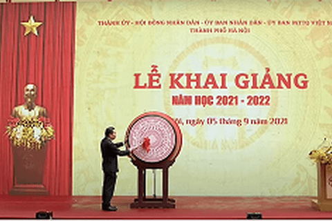 Ấm áp yêu thương trong buổi Lễ khai giảng đặc biệt của ngành GDĐT Thủ đô và của trường Tiểu học Thành Công B