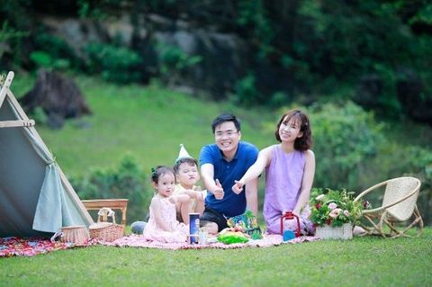 Cô giáo Đào Hương Giang vinh dự nhận Giấy khen  Gia đình CNVCLĐ tiêu biểu của Liên đoàn Lao động quận Ba Đình