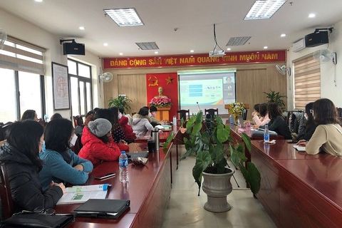 Tham gia chuyên đề Bồi dưỡng giáo viên môn Tiếng Việt trực tuyến do PGD Quận Ba Đình tổ chức