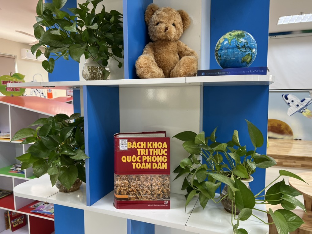 Giới thiệu sách tháng 12/2022 "Bách khoa tri thức quốc phòng toàn dân"