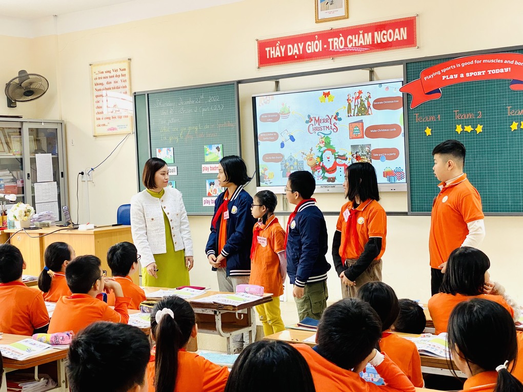 Chúc mừng các cô giáo trường Tiểu học Thành Công B hoàn thành xuất sắc nhiệm vụ trong Hội thi giáo viên dạy giỏi cấp Quận năm học 2022 - 2023