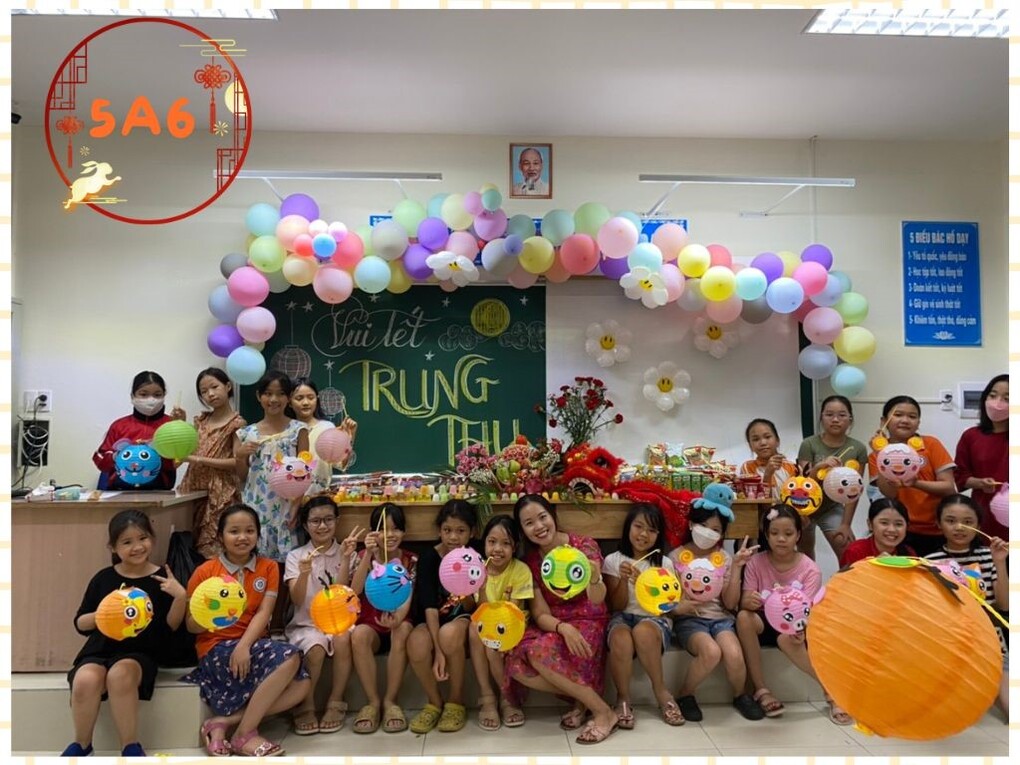 Đại tiệc “Trăng rằm” của “Gia đình rồng con” 5A6