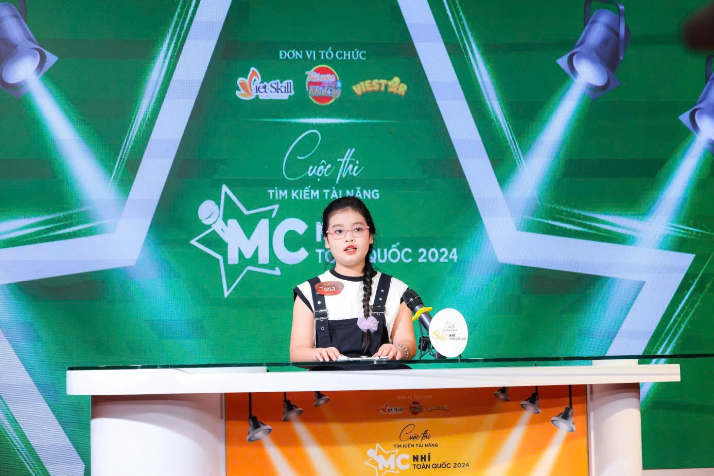 Mai An Nhiên – MC nhí xinh xắn và tài năng của trường Tiểu học Thành Công B