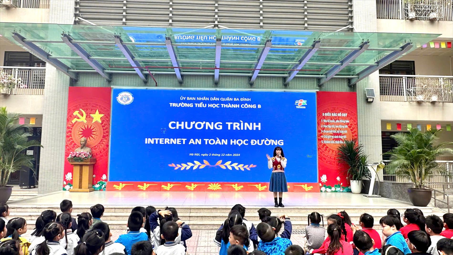 Buổi sinh hoạt đầu tuần thú vị với Internet an toàn học đường