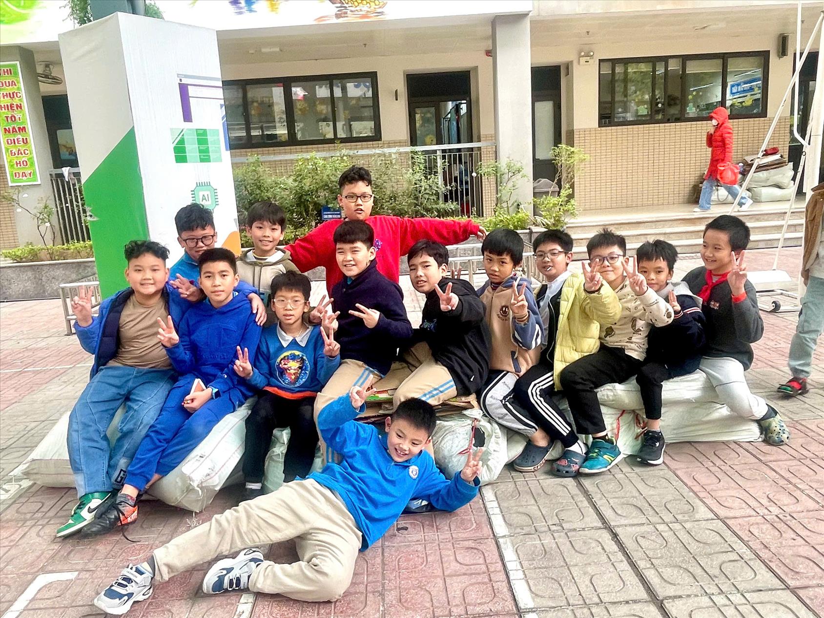 Phong trào Kế hoạch nhỏ "Từ hành động nhỏ đến ý nghĩa lớn"