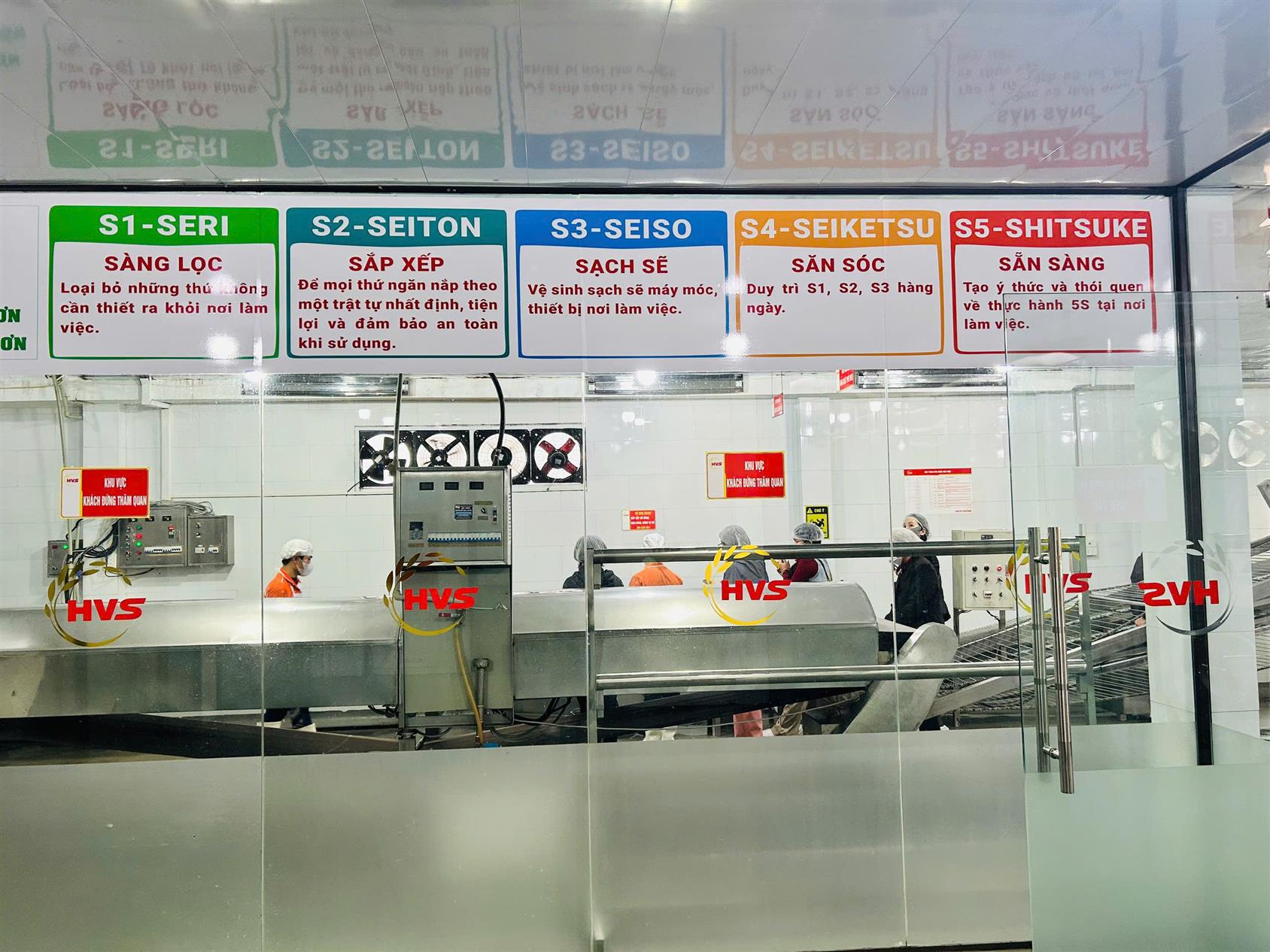 TRƯỜNG TIỂU HỌC THÀNH CÔNG B TỔ CHỨC HOẠT ĐỘNG TRUY XUẤT NGUỒN GỐC THỰC PHẨM PHỤC VỤ BỮA ĂN BÁN TRÚ NĂM HỌC 2025–2026