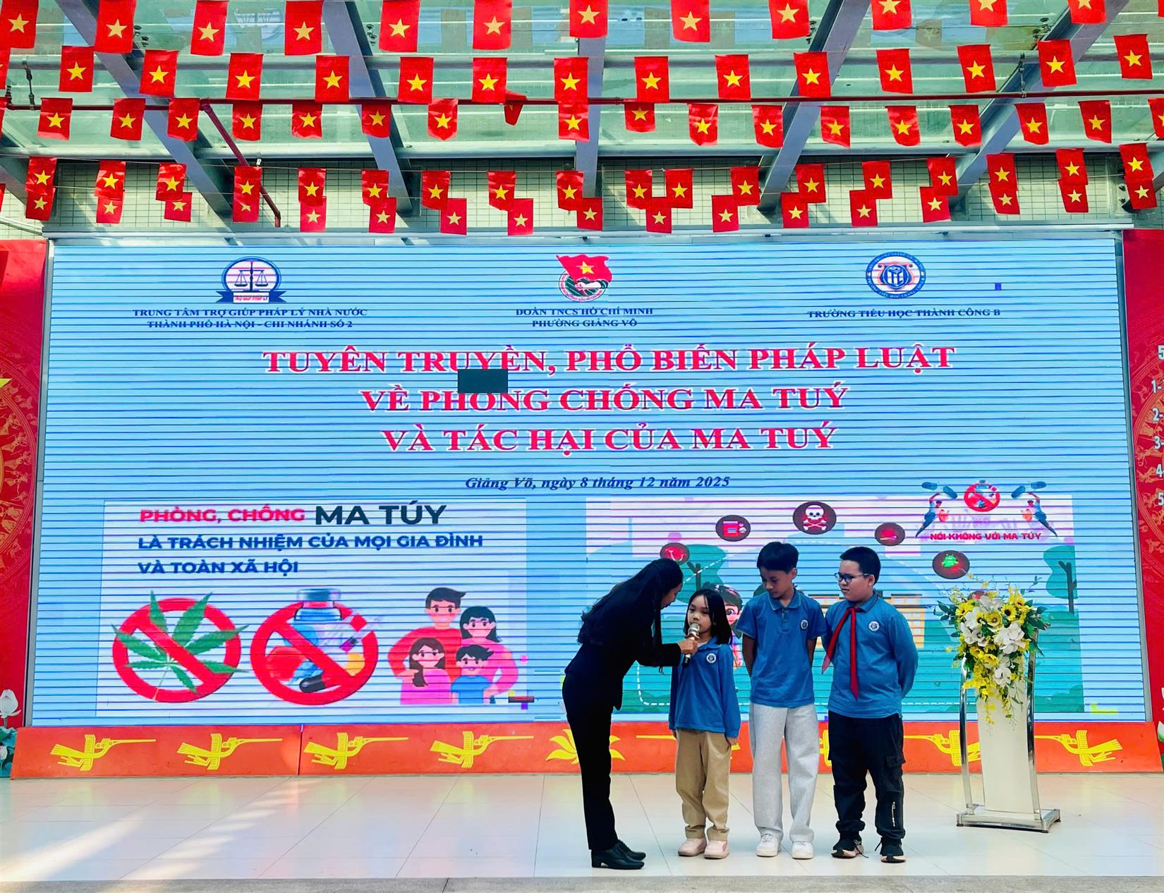 Trường Tiểu học Thành Công B tổ chức tiết sinh hoạt dưới cờ chuyên đề Tuyên truyền pháp luật về phòng, chống ma túy