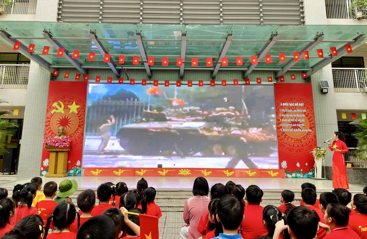 Lễ kỷ niệm 50 năm Giải phóng miền Nam: Lắng đọng từng khoảnh khắc, trân trọng từng phút giây hòa bình