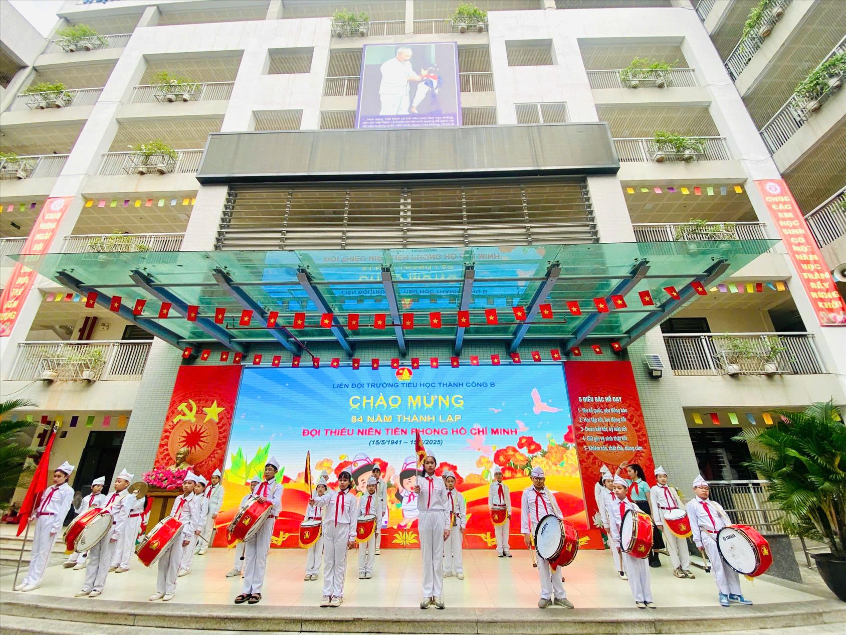 Chào mừng 84 năm thành lập Đội TNTP Hồ Chí Minh (15/5/1941 – 15/5/2025)