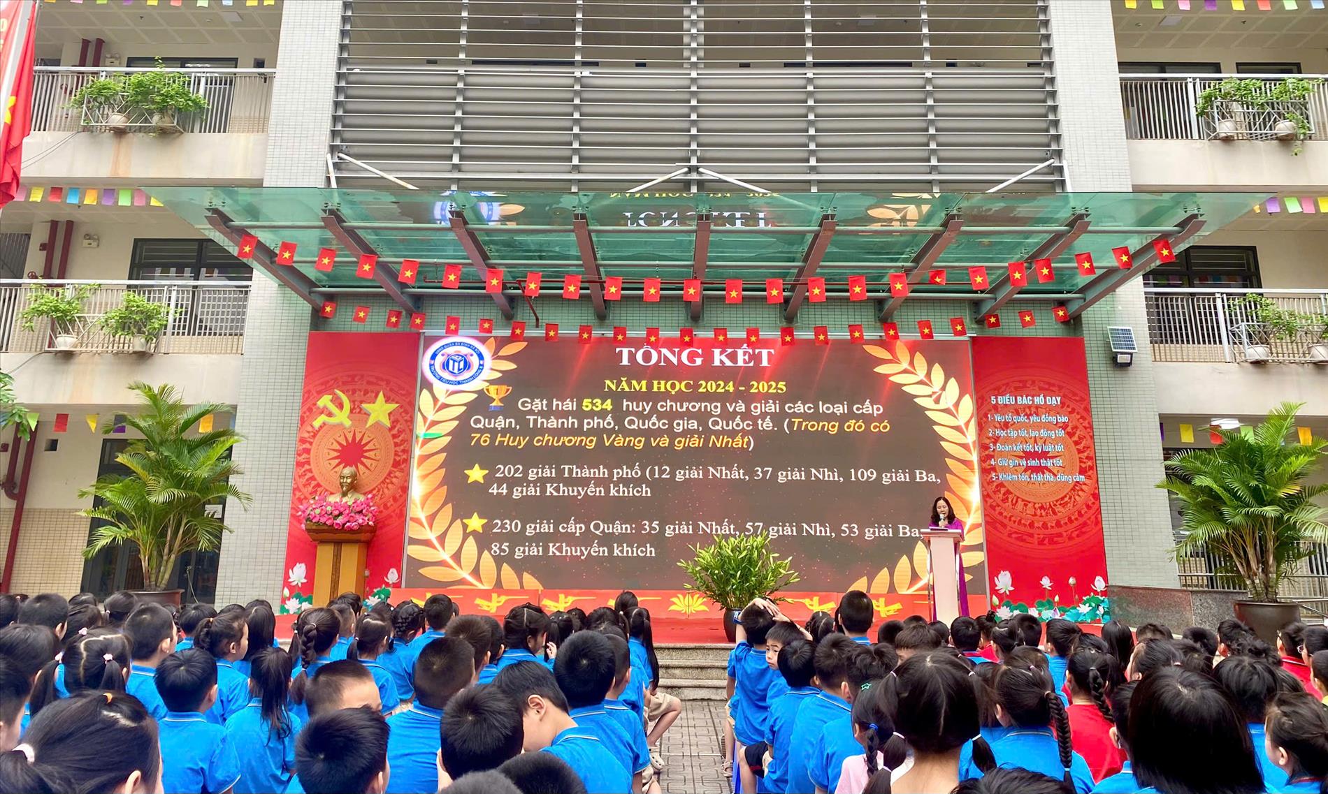 Khép lại một năm học trọn vẹn: Lễ Tổng kết và nét đẹp nhân văn tại Tiểu học Thành Công B