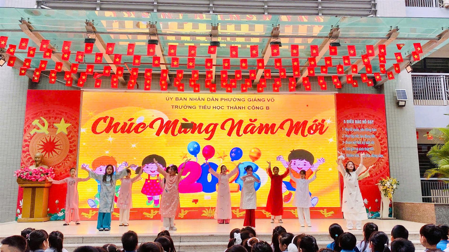 SINH HOẠT ĐẦU TUẦN CUỐI NĂM 2025 - RỘN RÀNG CHÀO ĐÓN NĂM MỚI 2026