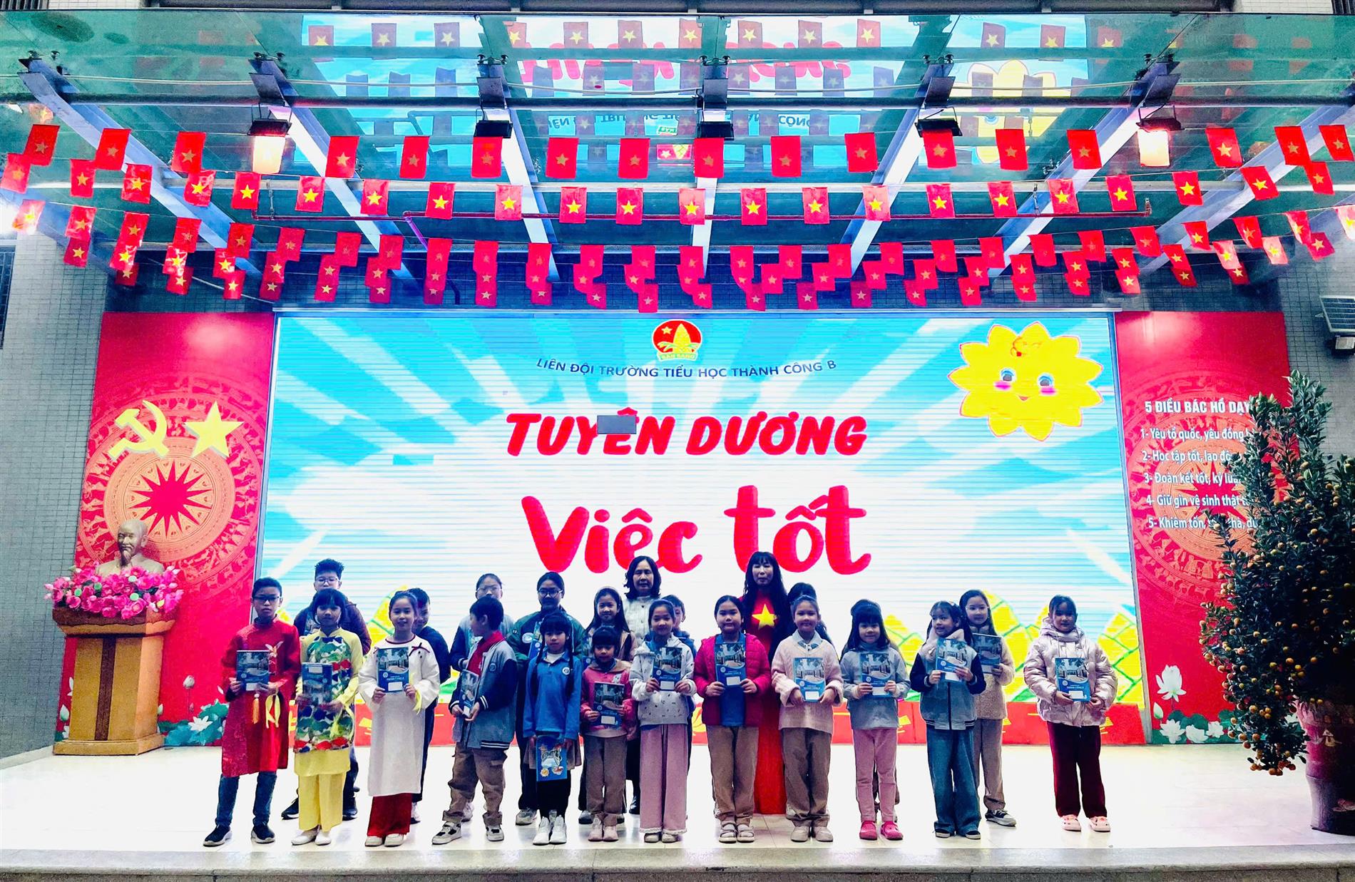 LIÊN ĐỘI TRƯỜNG TIỂU HỌC THÀNH CÔNG B LAN TỎA NHỮNG VIỆC LÀM TỐT ĐẸP TRONG BUỔI SINH HOẠT ĐẦU TUẦN