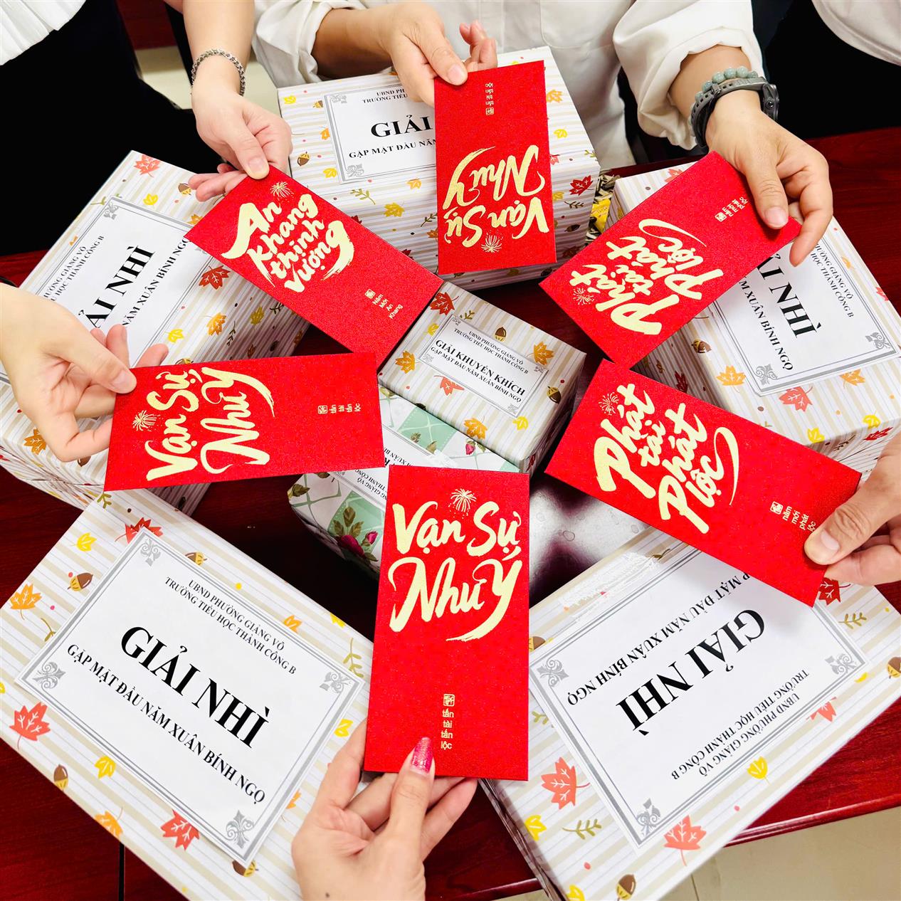 Hân Hoan Chào Năm Mới: Rộn Ràng Chương Trình Gặp Mặt Đầu Xuân