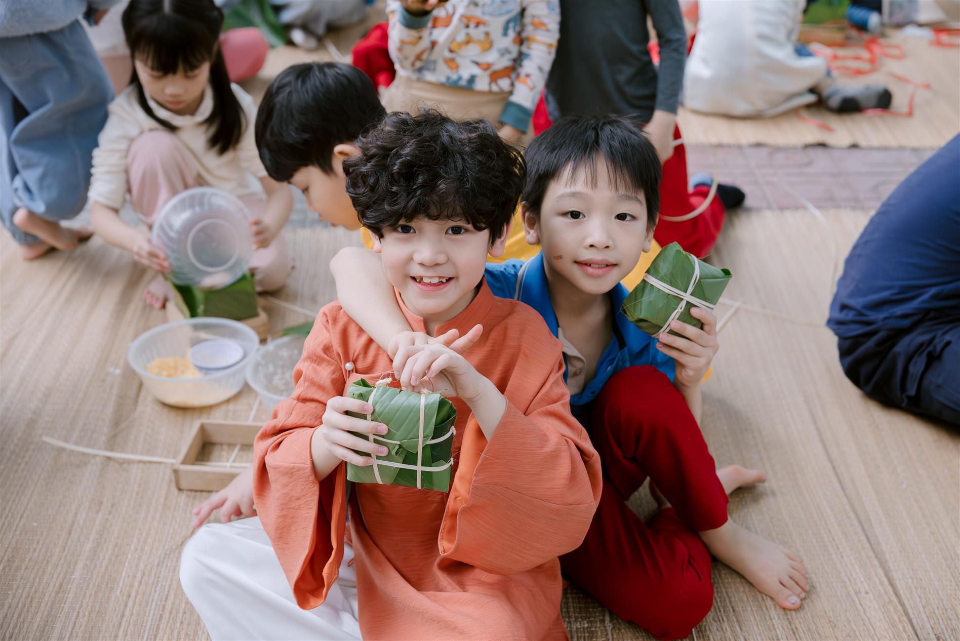 LỄ HỘI BÁNH CHƯNG – GÓI TRỌN HƯƠNG TẾT TẠI TRƯỜNG TIỂU HỌC THÀNH CÔNG B