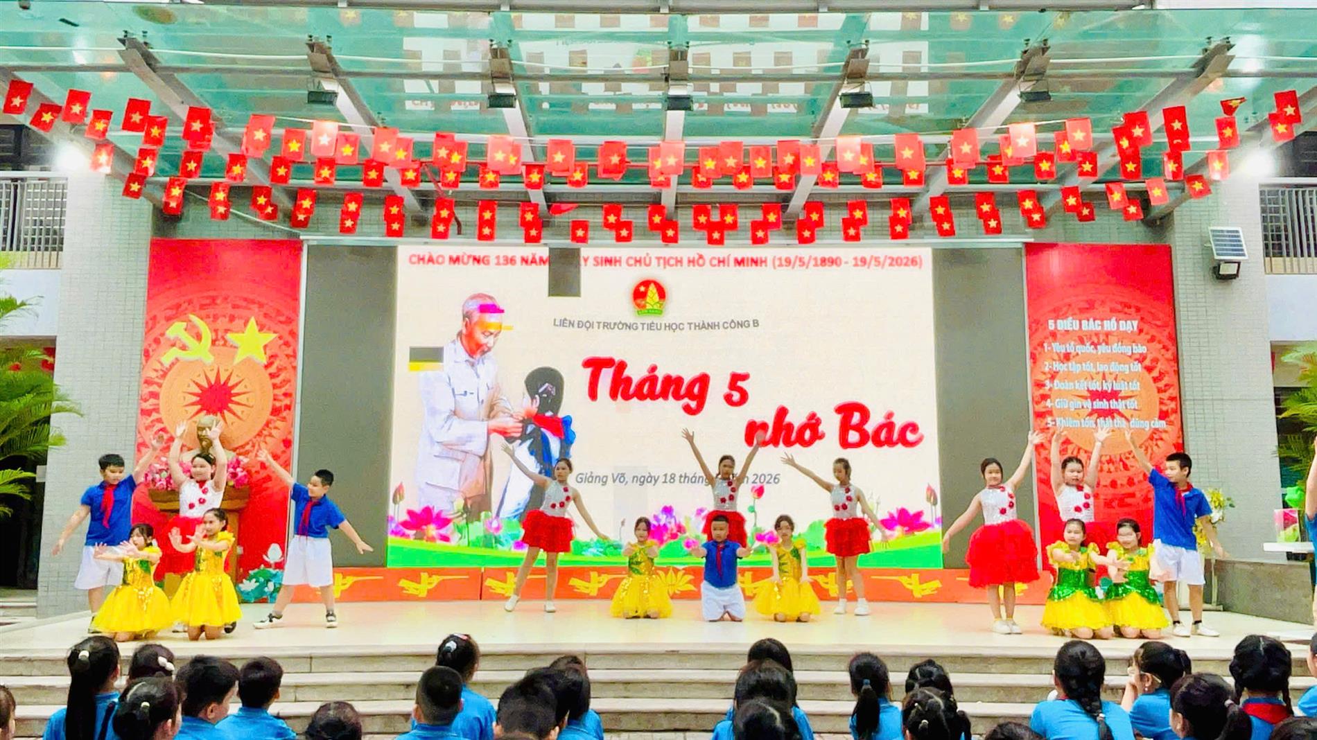 TRƯỜNG TIỂU HỌC THÀNH CÔNG B TỔ CHỨC LỄ KỈ NIỆM 136 NĂM NGÀY SINH CHỦ TỊCH HỒ CHÍ MINH
