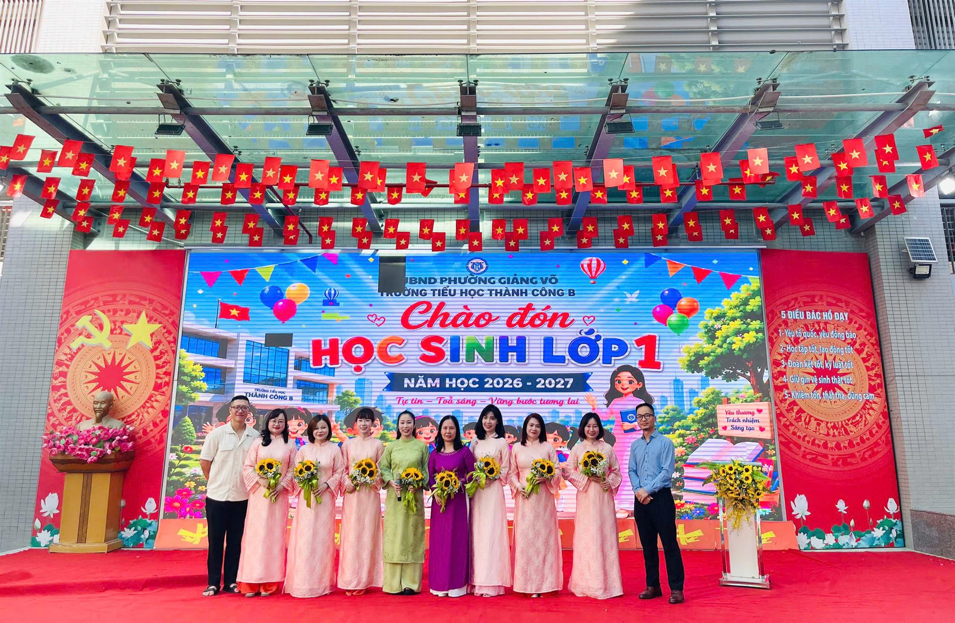 Nắng Hạ Rộn Ràng: Thành Công B Hân Hoan Đón Các "Tân Binh" Lớp 1