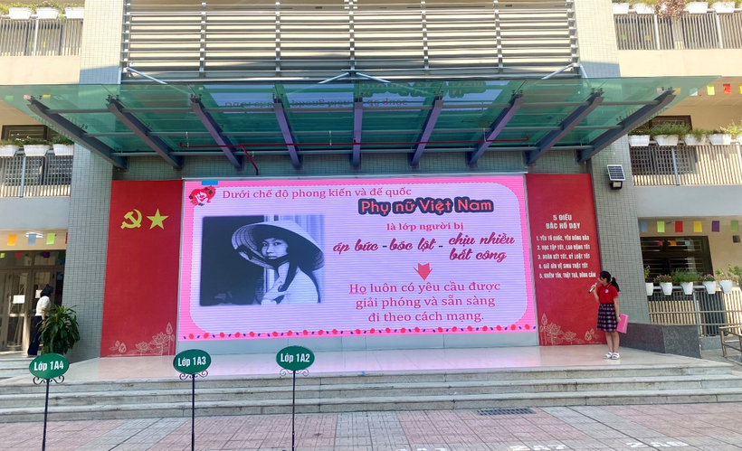 A picture containing calendar
Description automatically generated