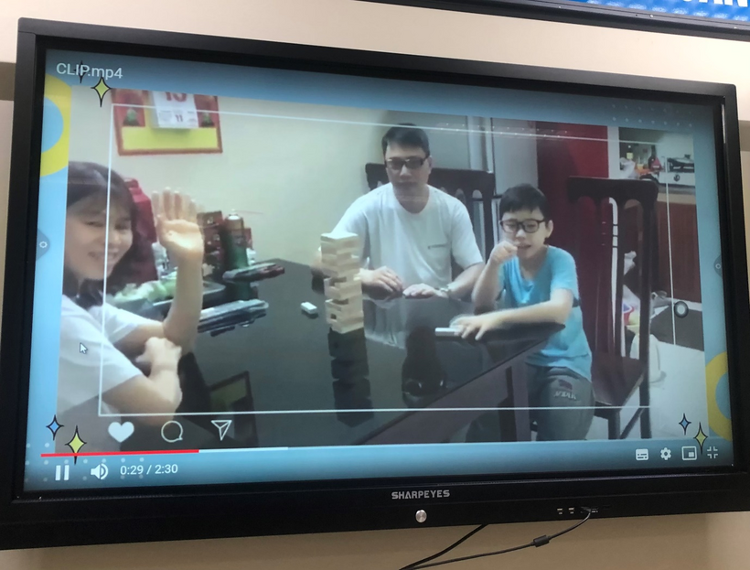 A picture containing text, electronics, monitor, display
Description automatically generated