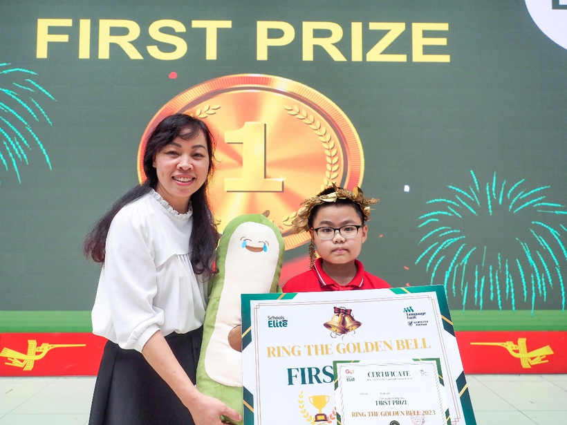 C:\Users\Teachers\Desktop\TIEN'S\ECA\Ring the golden bell\Ảnh\z4234069888746_0fe9daa259573c4780204d25595dff9a.jpg