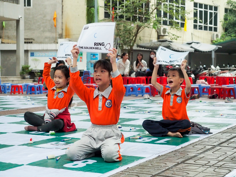 C:\Users\Teachers\Desktop\TIEN'S\ECA\Ring the golden bell\Ảnh\thanh cong B edit2\_4030336.jpg