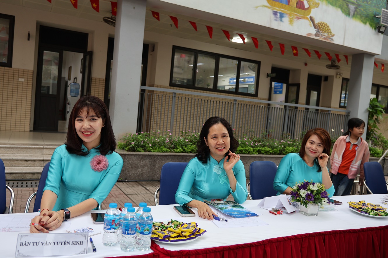 C:\Users\Admin\Desktop\Ảnh đón mầm non\IMG_2392.JPG