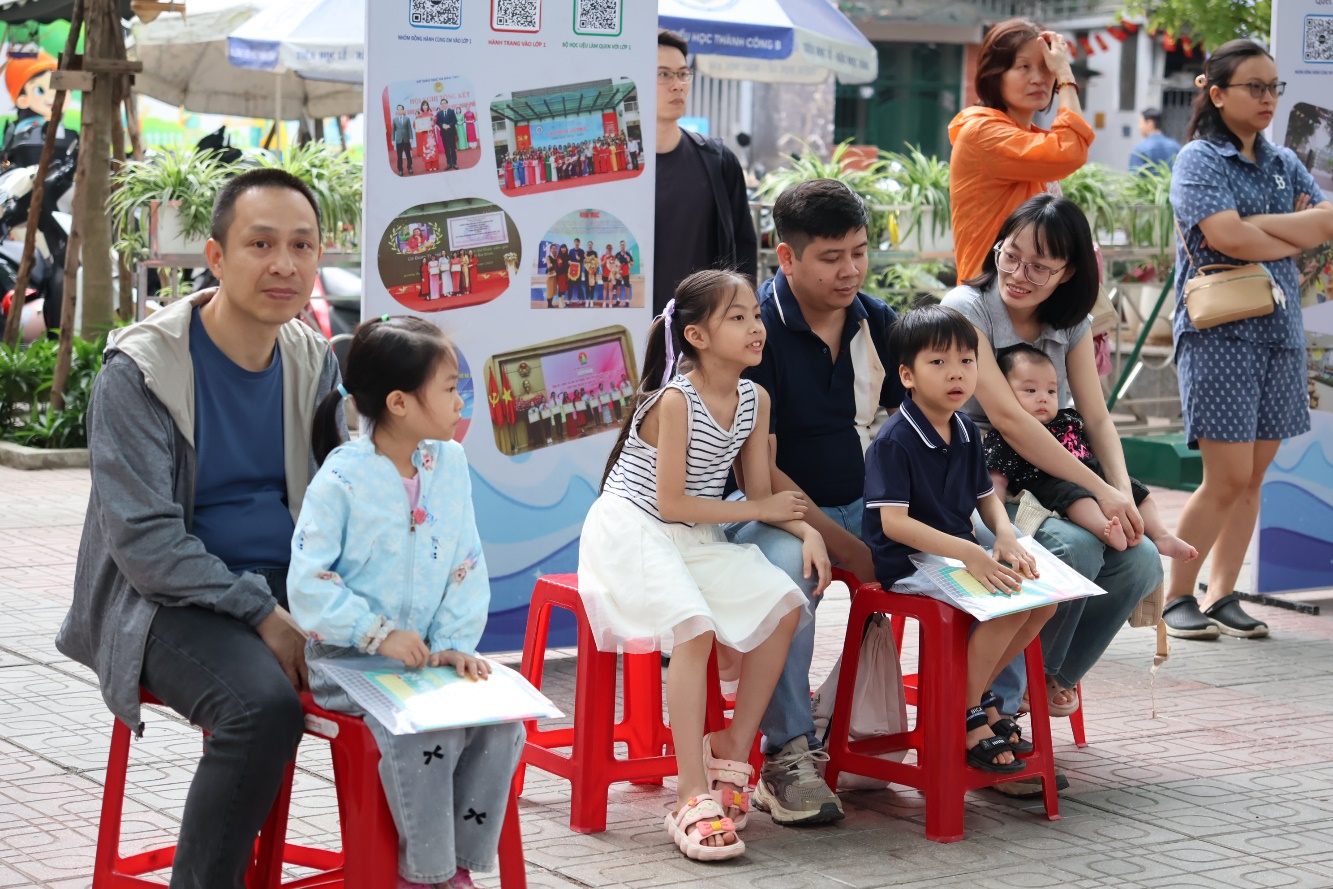 C:\Users\Admin\Desktop\Ảnh đón mầm non\IMG_2466.JPG