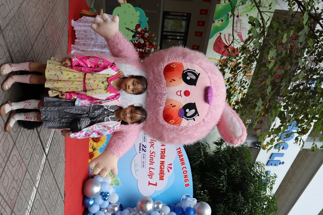 C:\Users\Admin\Desktop\Ảnh đón mầm non\IMG_2337.JPG